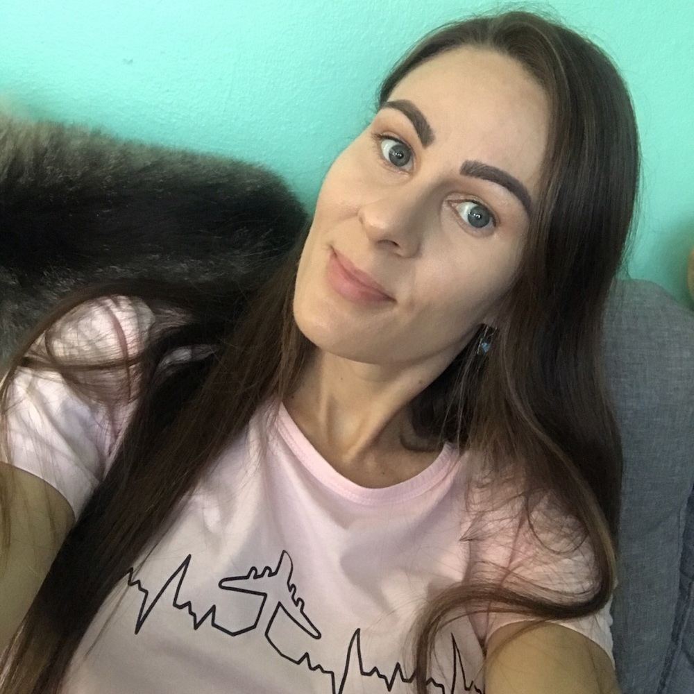 Meet your Posher, Crystal